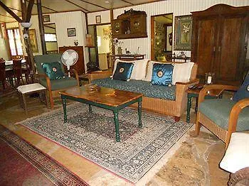 Bogie River Bush House Hotel